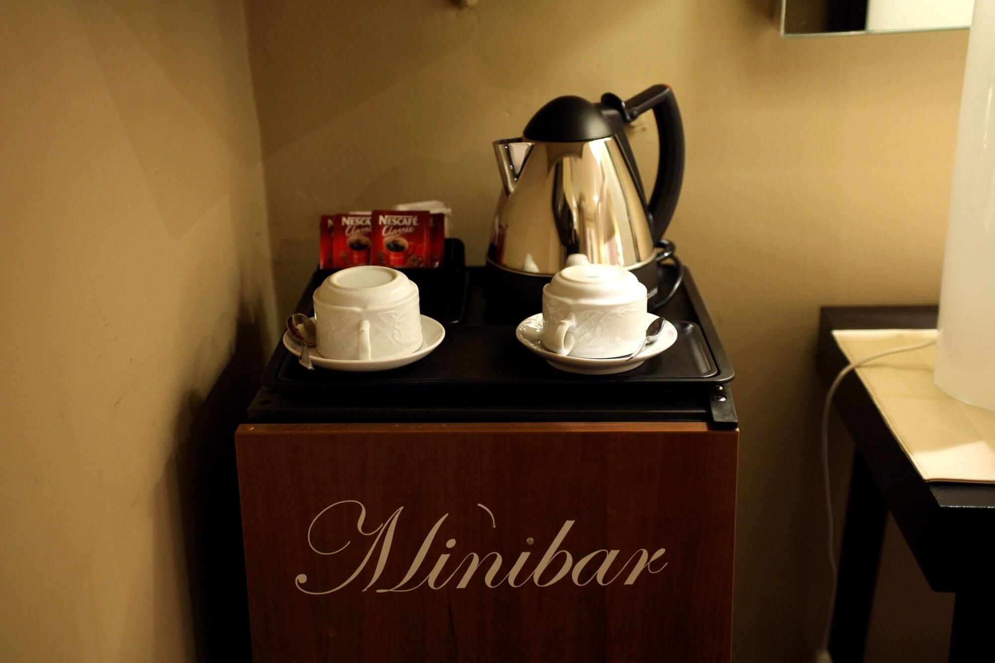 Abalu Design Boutique Hotel Gran Via Madrid Bagian luar foto