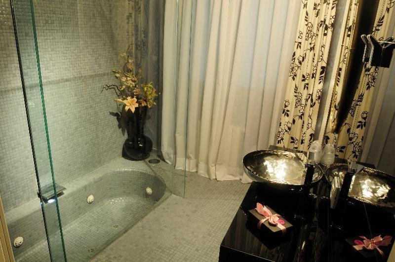 Abalu Design Boutique Hotel Gran Via Madrid Ruang foto