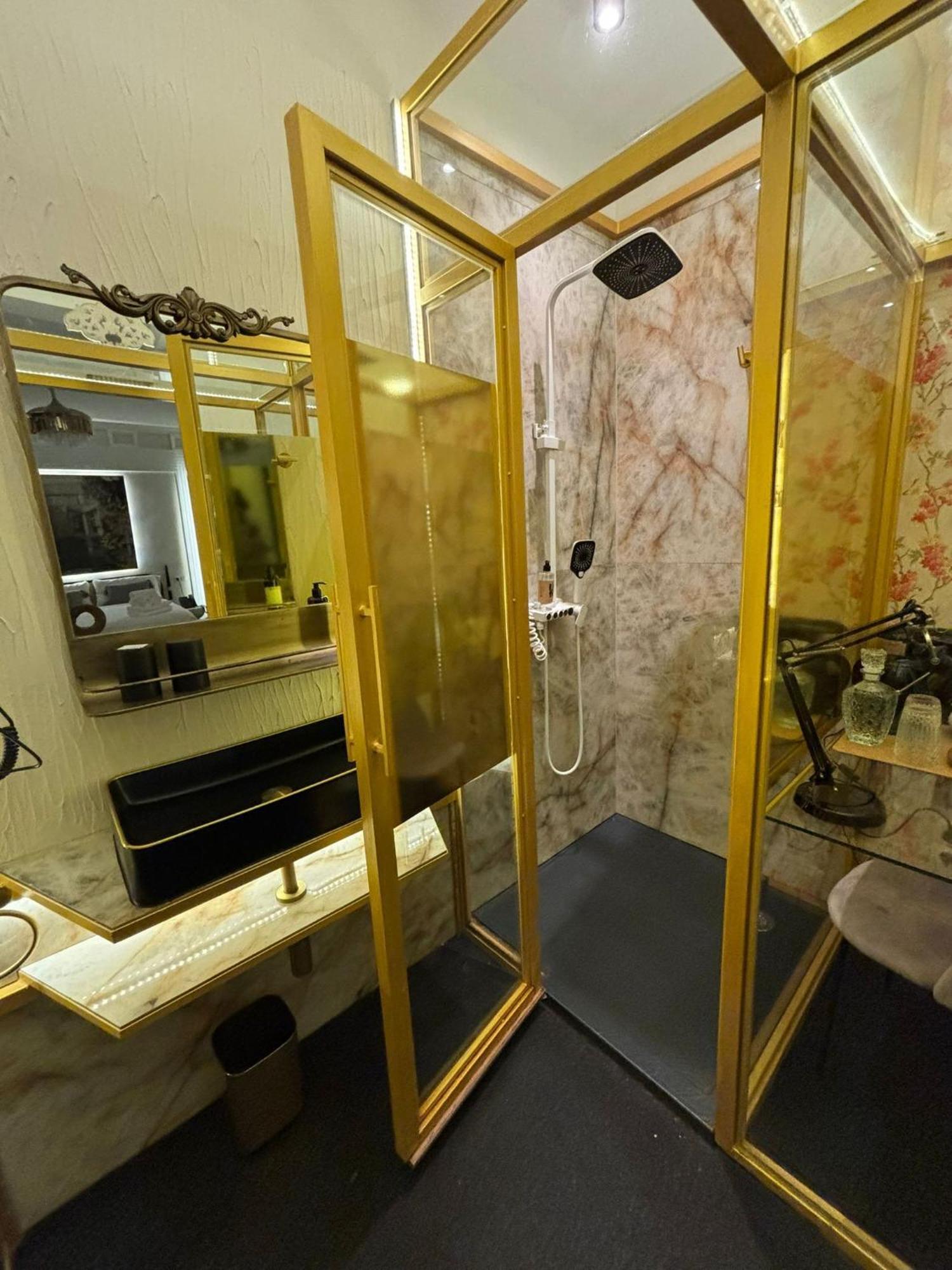 Abalu Design Boutique Hotel Gran Via Madrid Bagian luar foto